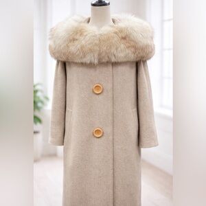 1960s Vintage Wool Coat Fox Fur Collar ILGWU Union Beige M/L excellent condition